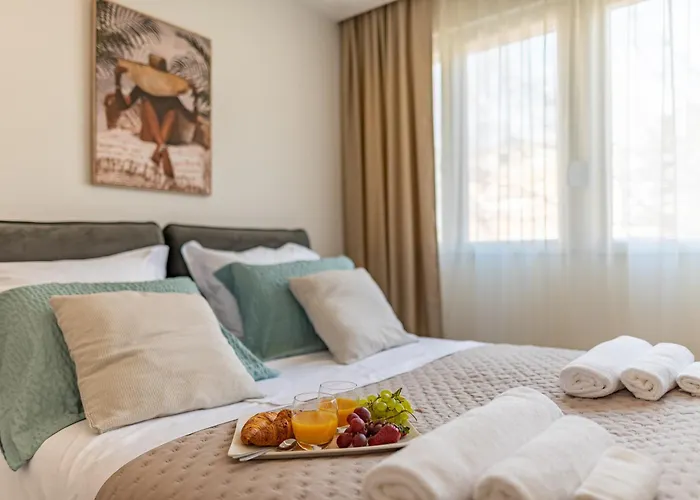 Sea La Vie Apartment