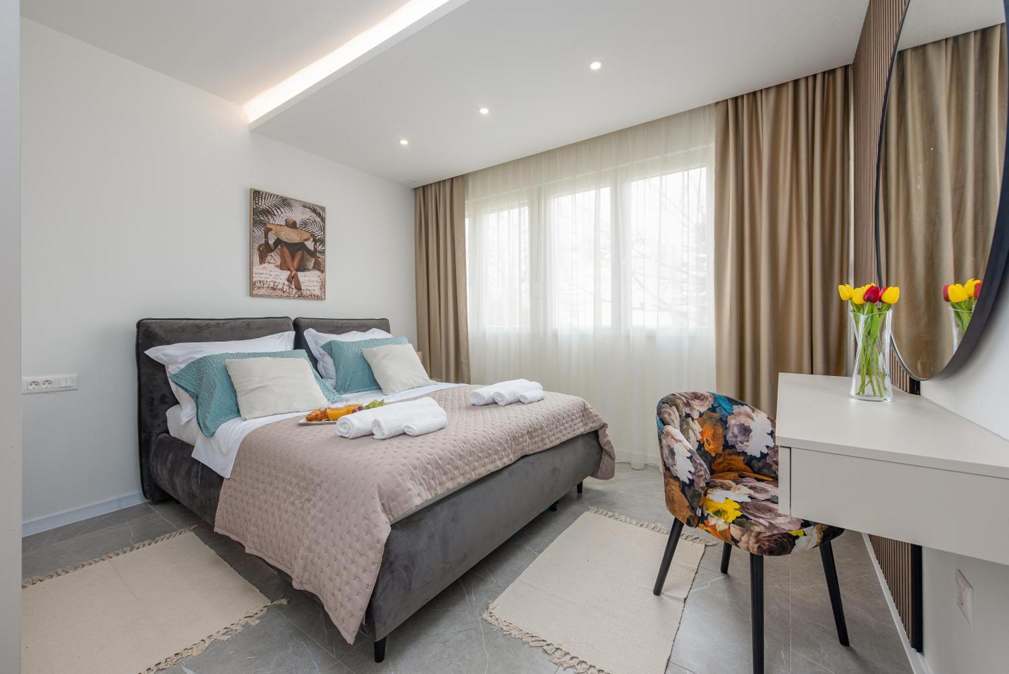 Sea La Vie Apartment *